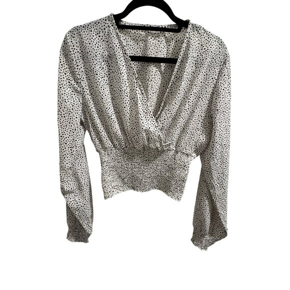 🍒 2/$20 🍒 Black & White Pebble Print Plunging Neckline Long Sleeve Blouse sz M - Picture 2 of 8